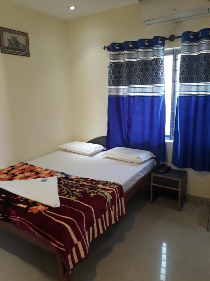 Blue Moon Residency Hotel Mysore Exterior photo