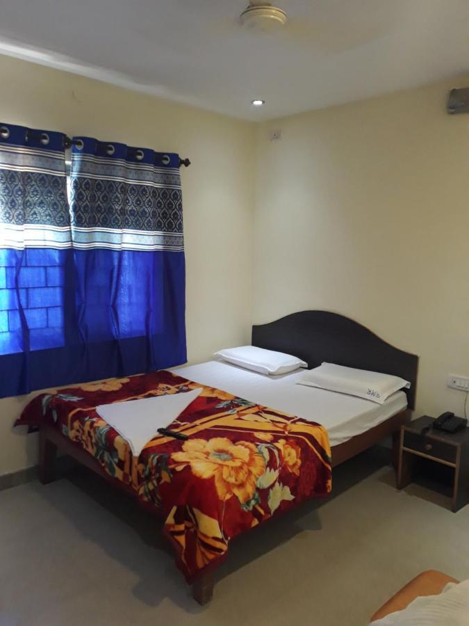 Blue Moon Residency Hotel Mysore Exterior photo